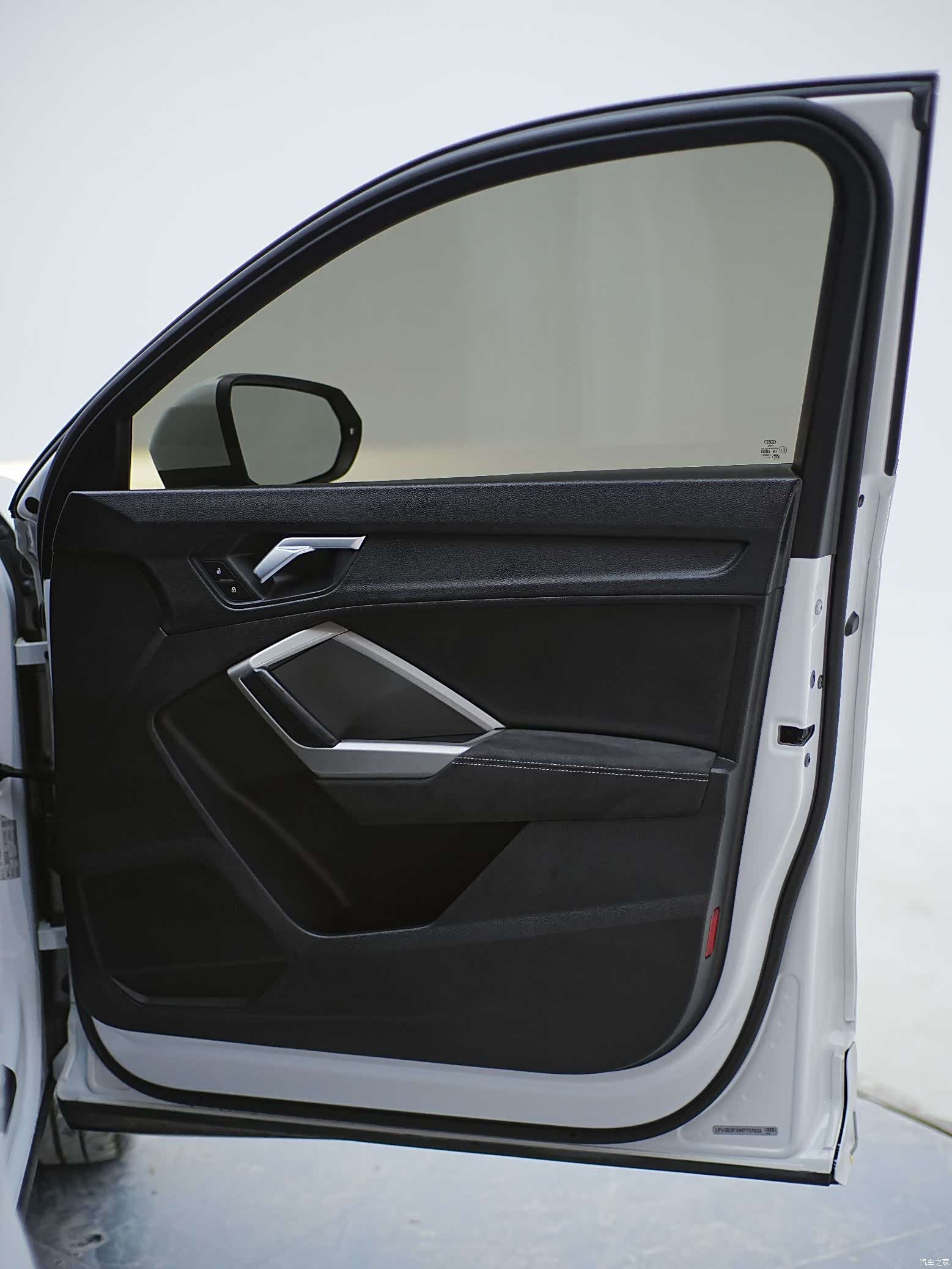 Audi Q3, 2022 18