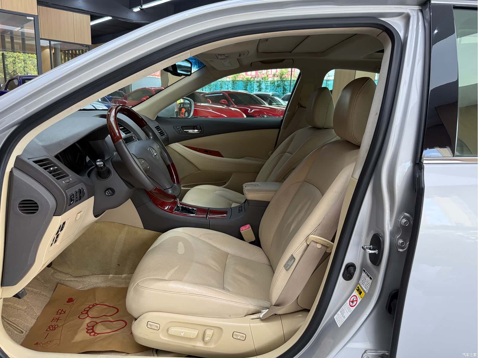 Lexus ES, 2009 12