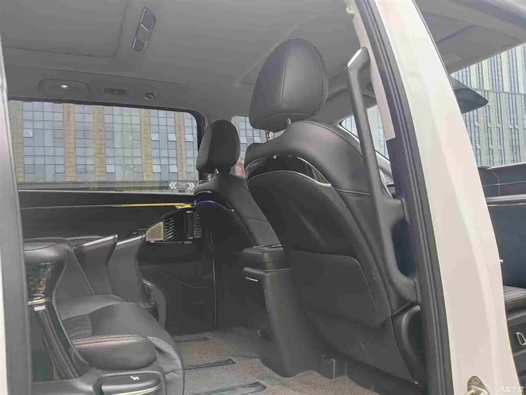 Trumpchi M8, 2023 все фото