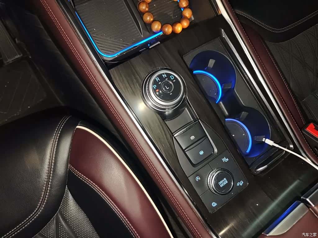 Ford Explorer, 2022 7