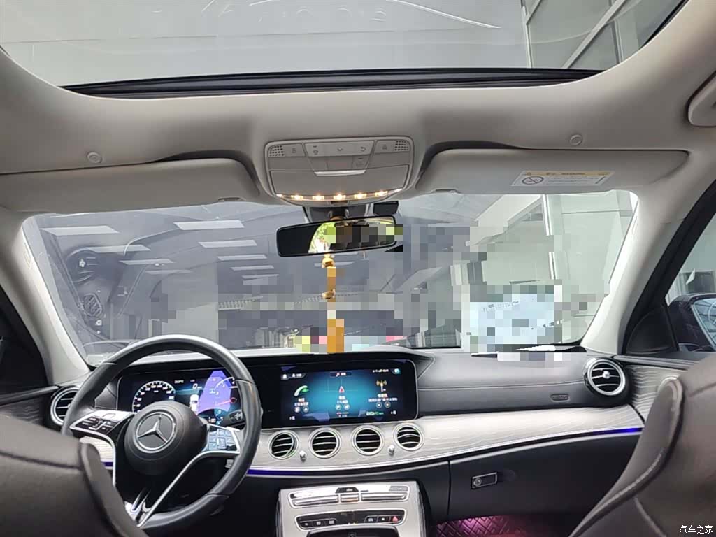Mercedes-Benz E-Class, 2022 18