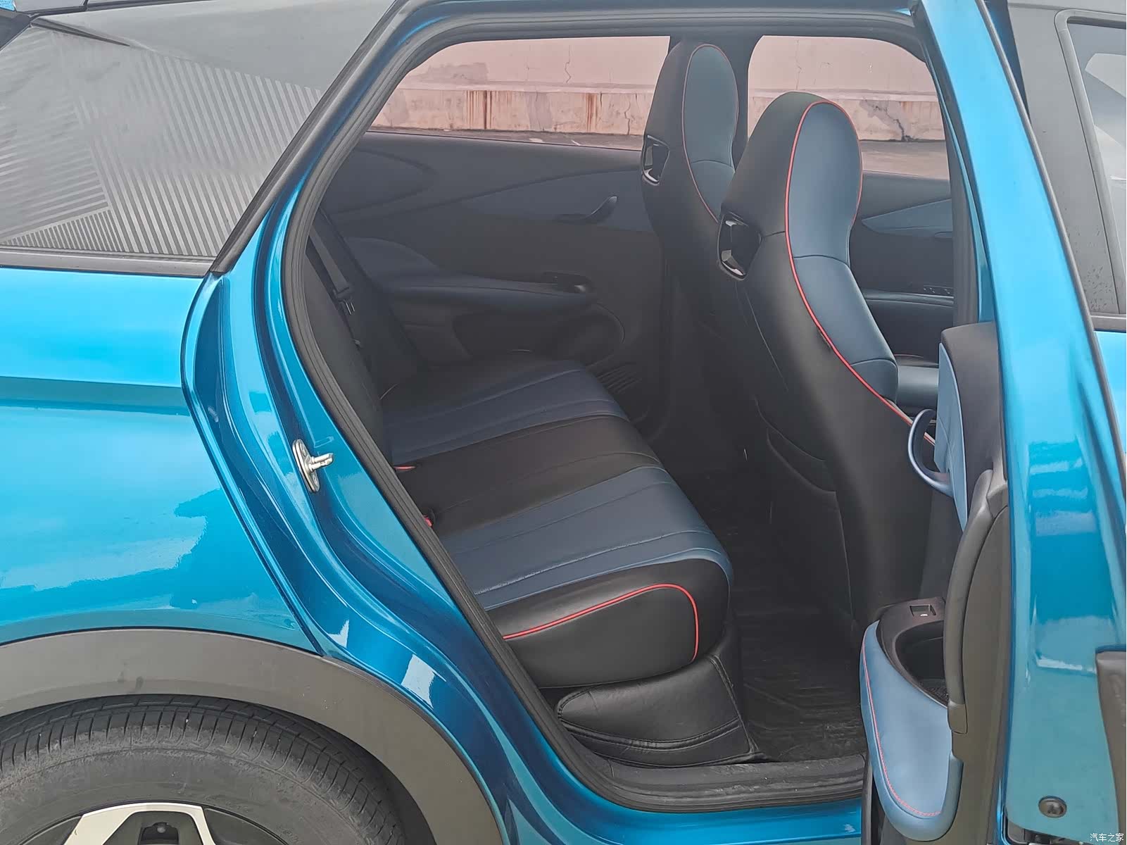 BYD Dolphin, 2022 6