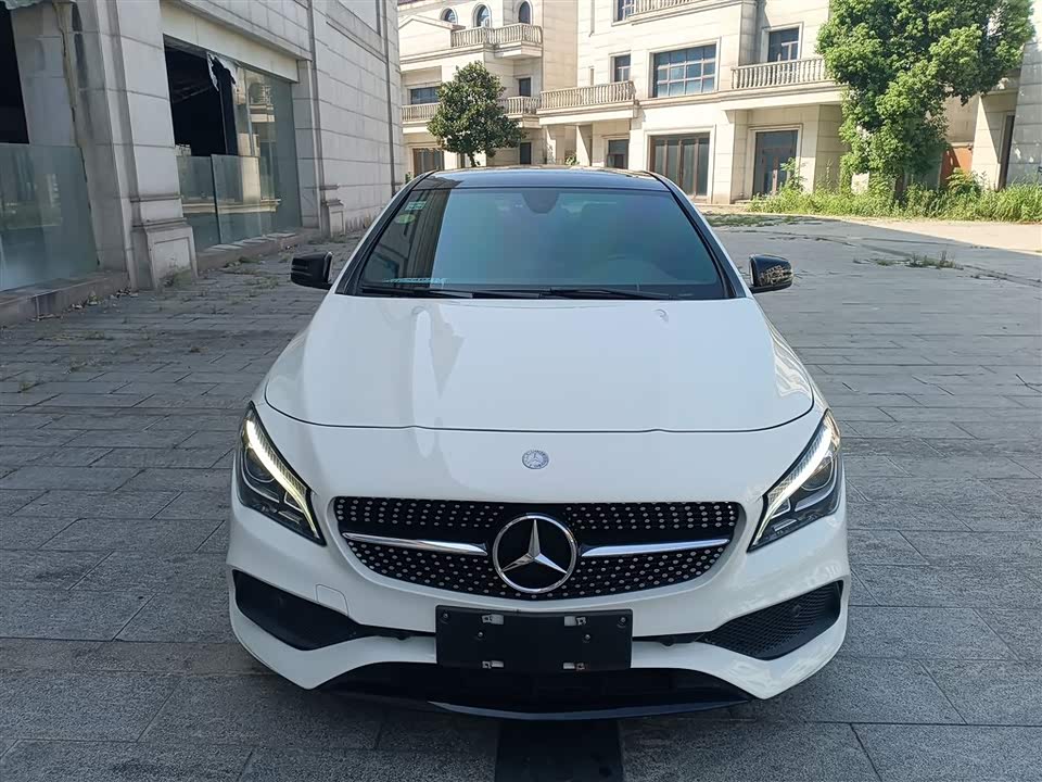 Mercedes-Benz CLA