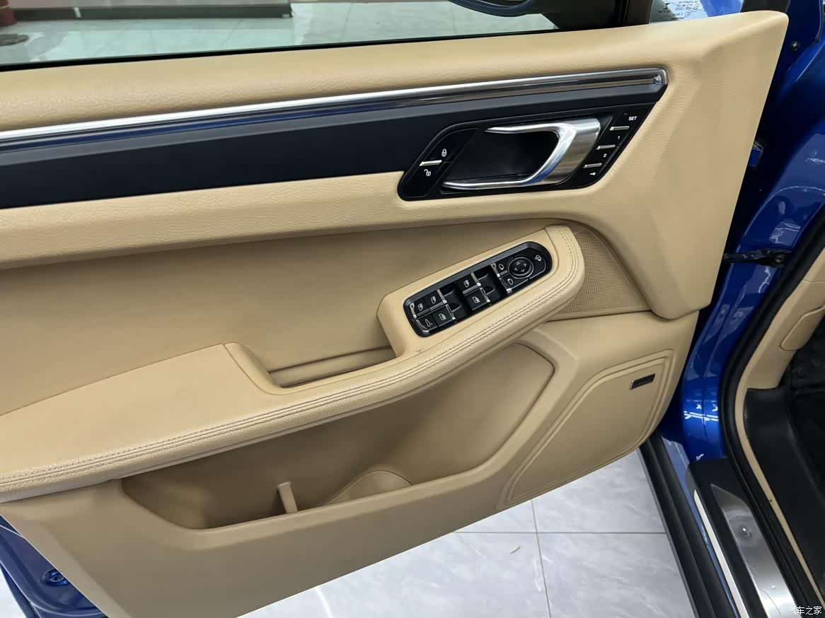 Porsche Macan, 2015 4