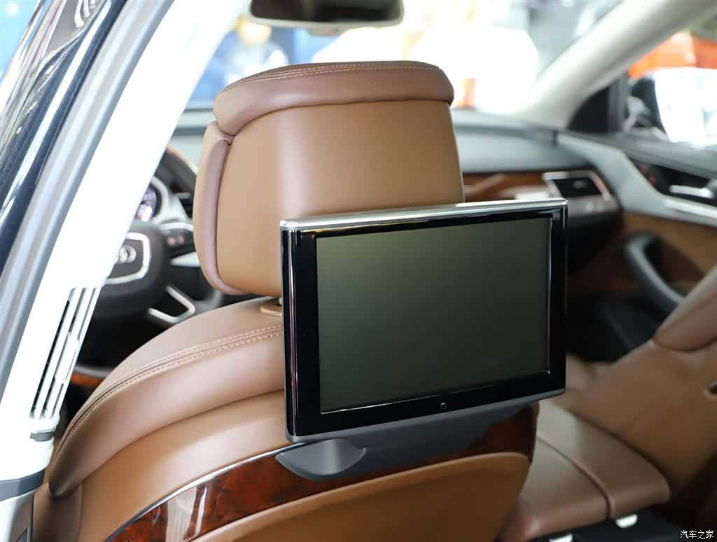 Audi A8L, 2012 9