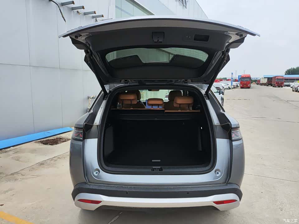 BYD Song, 2024 9