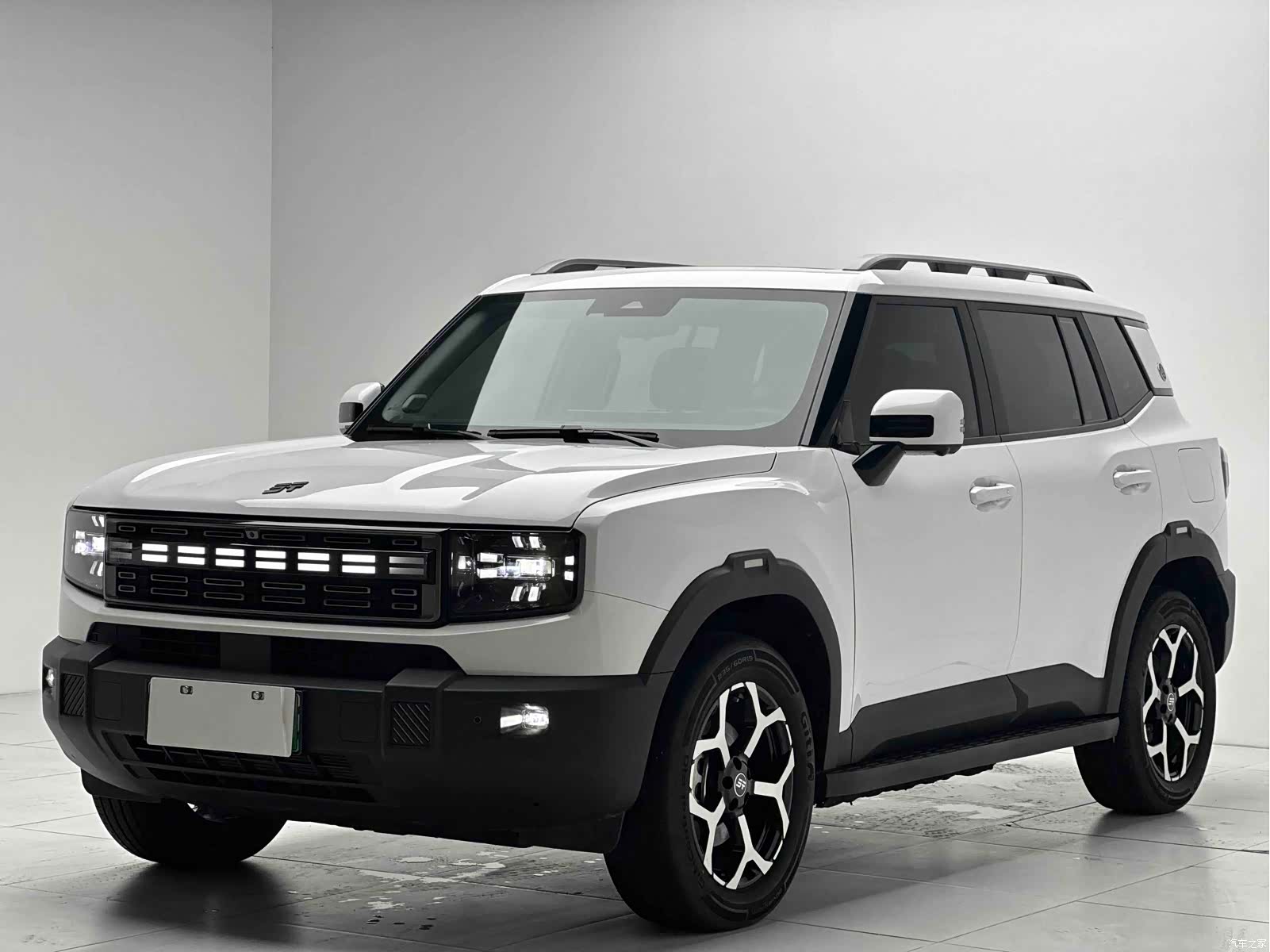 Jetour T1, 2025 1