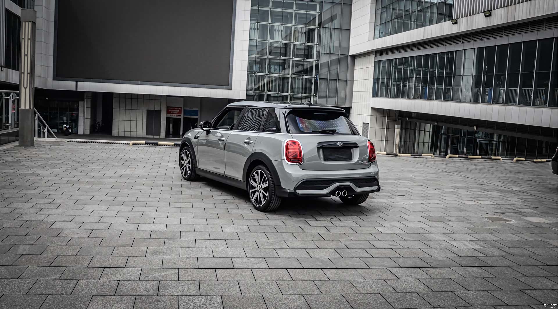 Mini Cooper, 2022 все фото