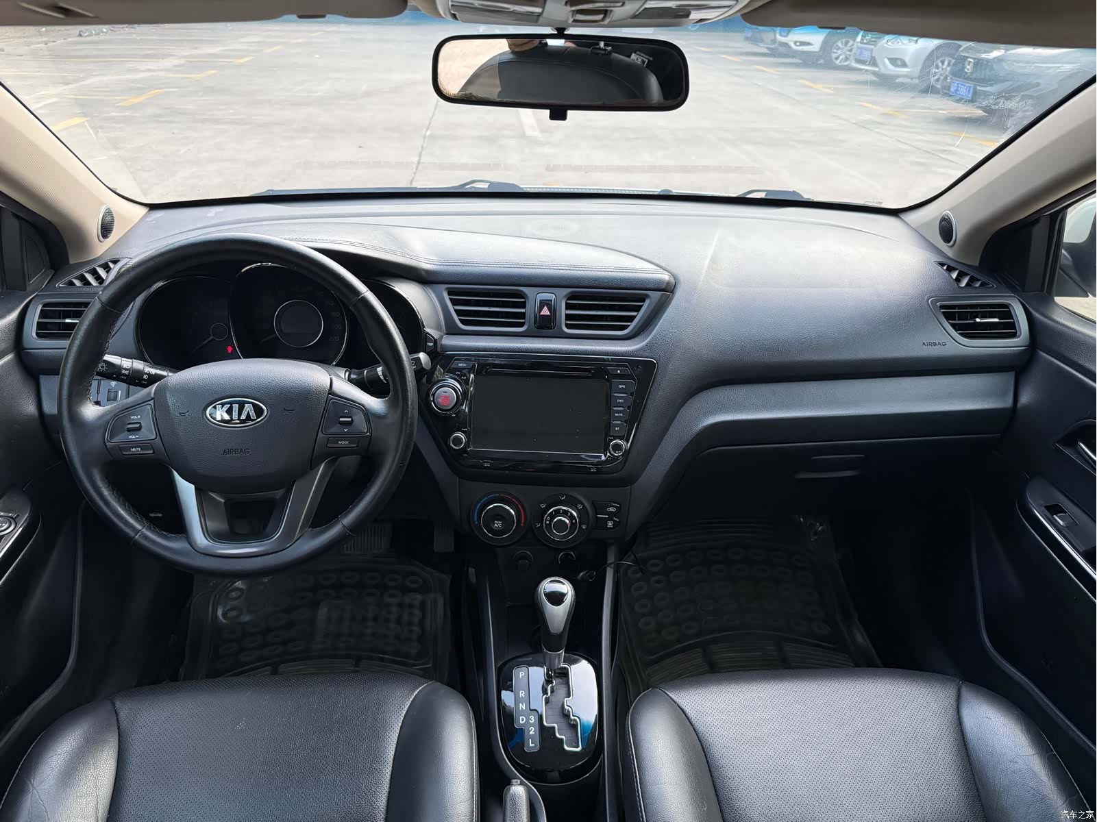 Kia K2, 2013 6