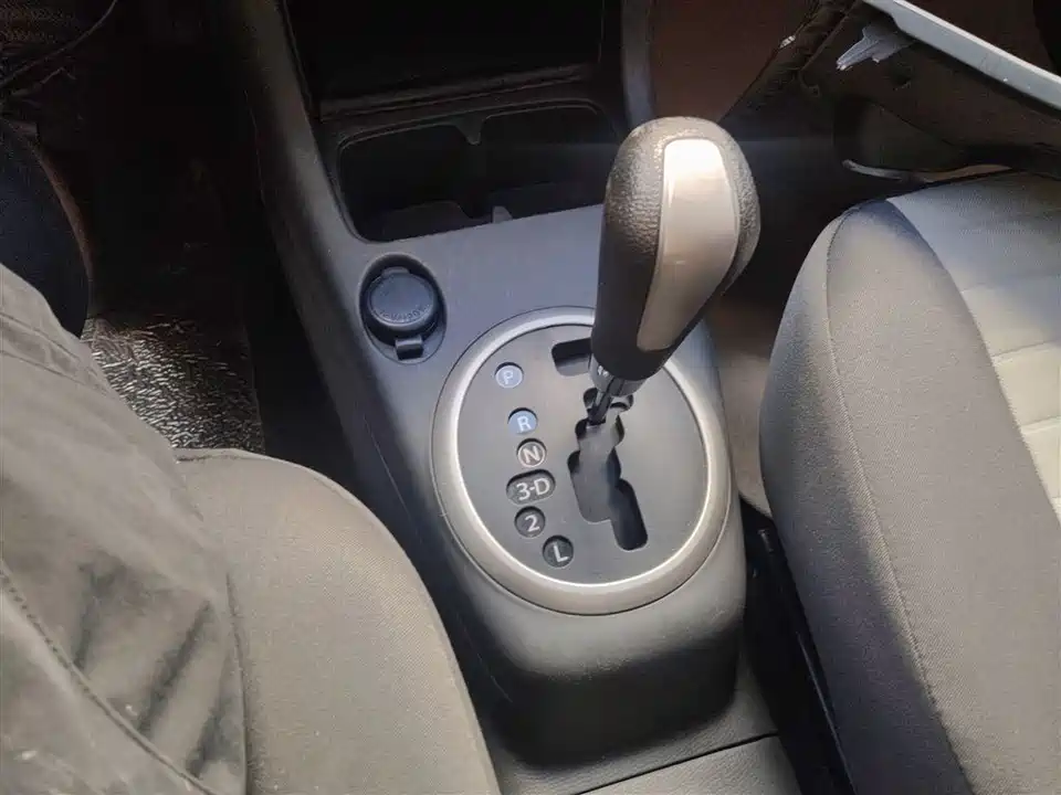 Suzuki Swift Suzuki Swift