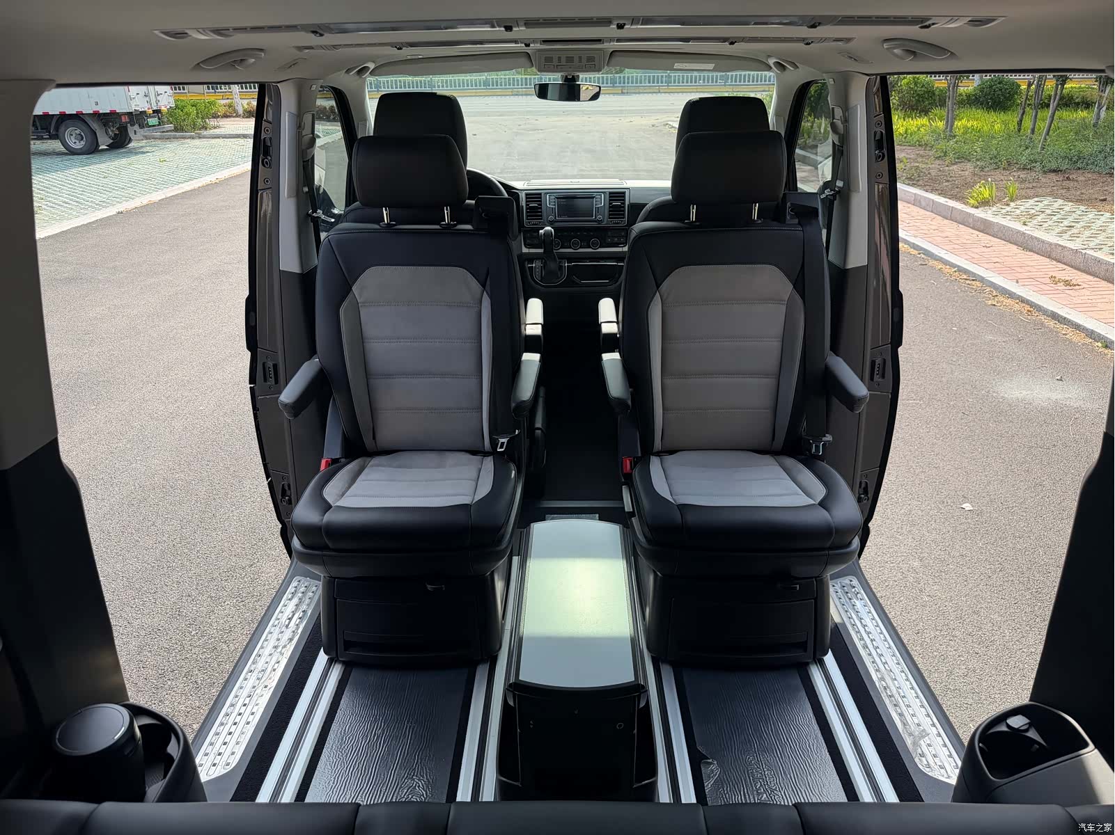 Volkswagen 7, 2017 26