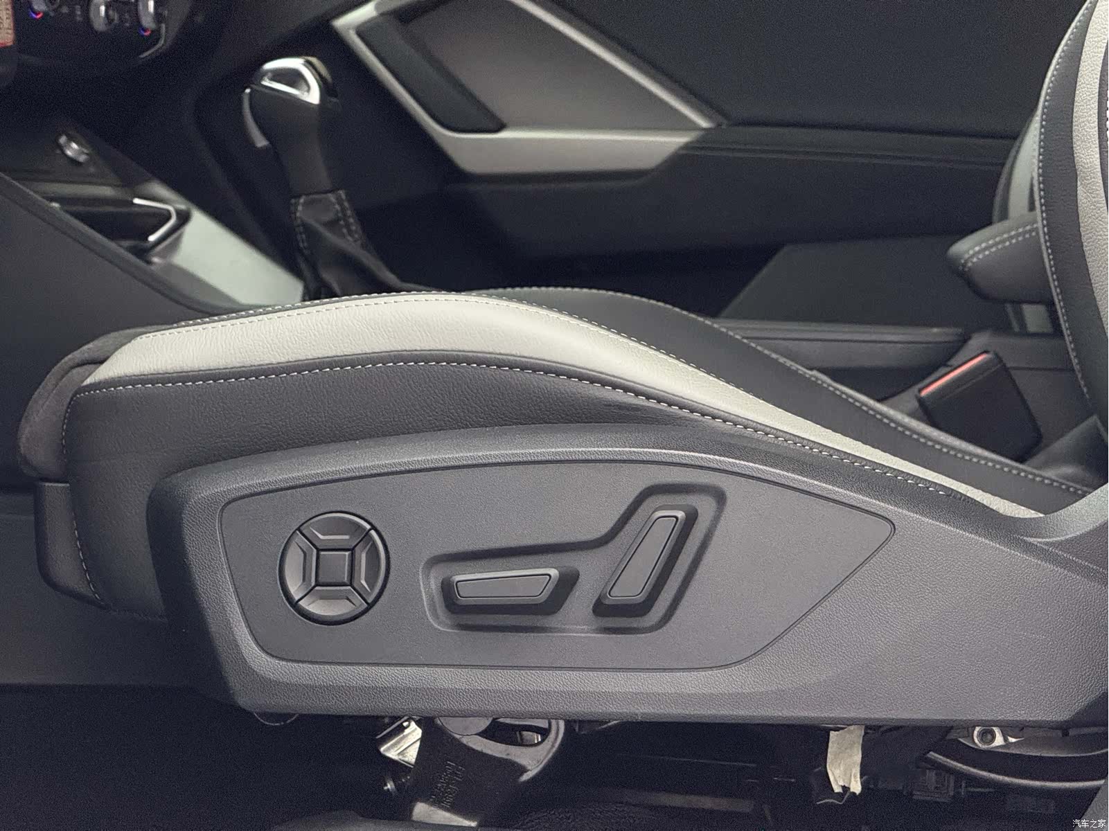 Audi Q3, 2022 21