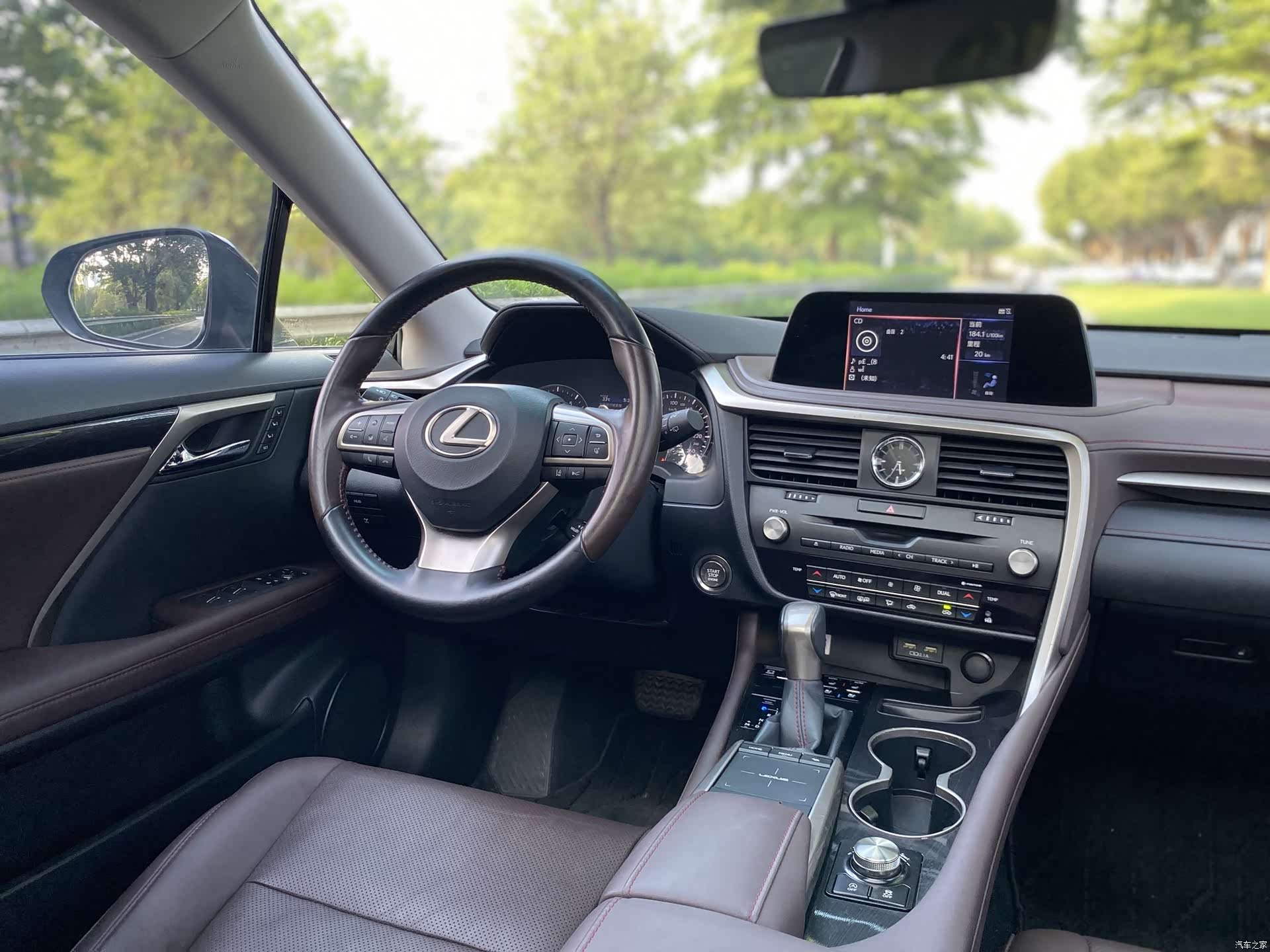 Lexus RX, 2022 9