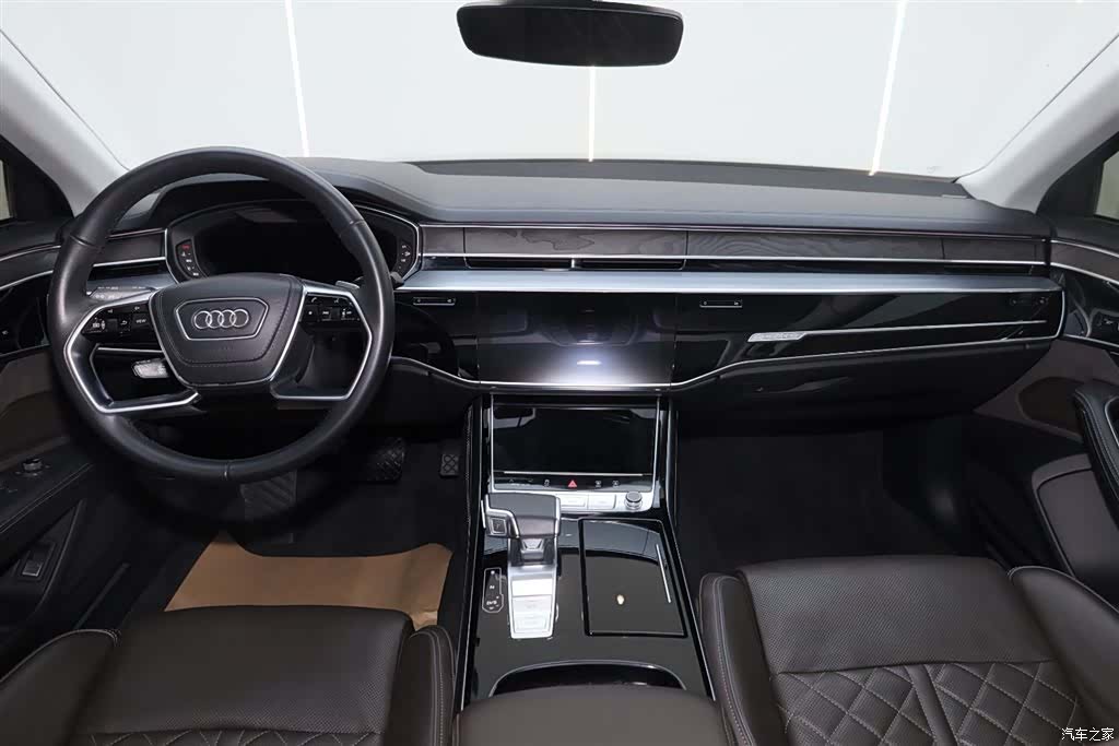Audi A8L, 2024 26