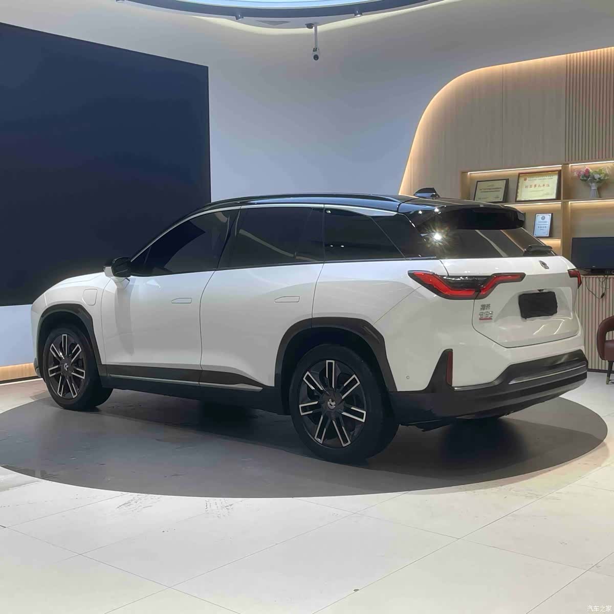 NIO ES6, 2022 29