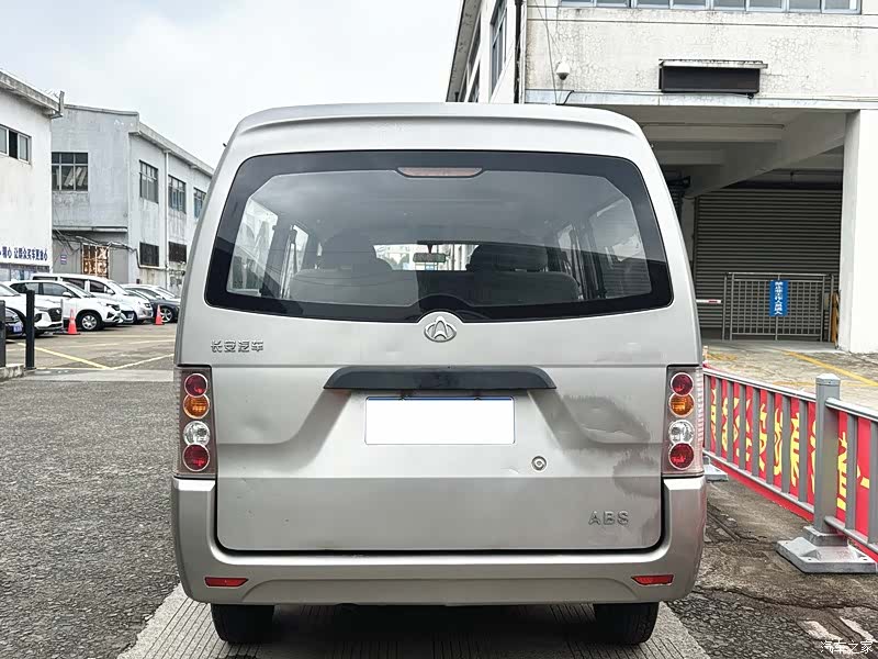Changan V3, 2018 все фото