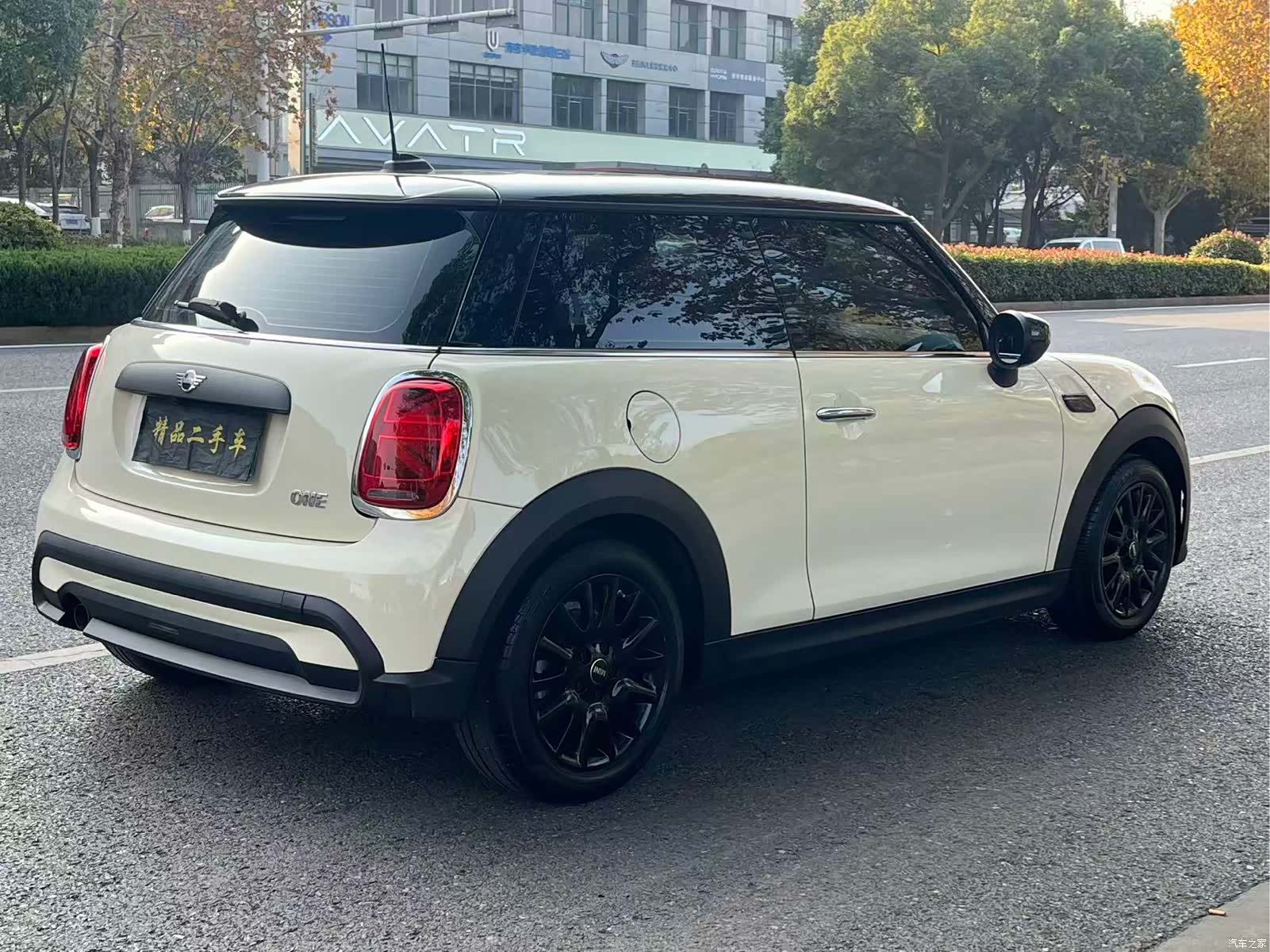 Mini ONE, 2021 6