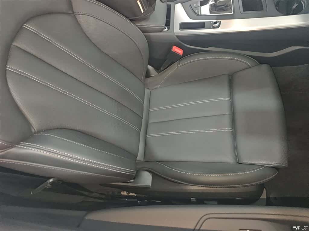 Audi A4L, 2023 25
