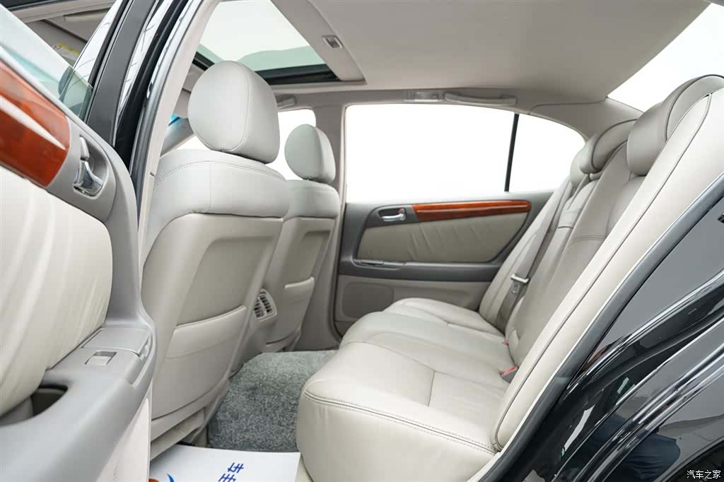 Lexus GS, 2004 13