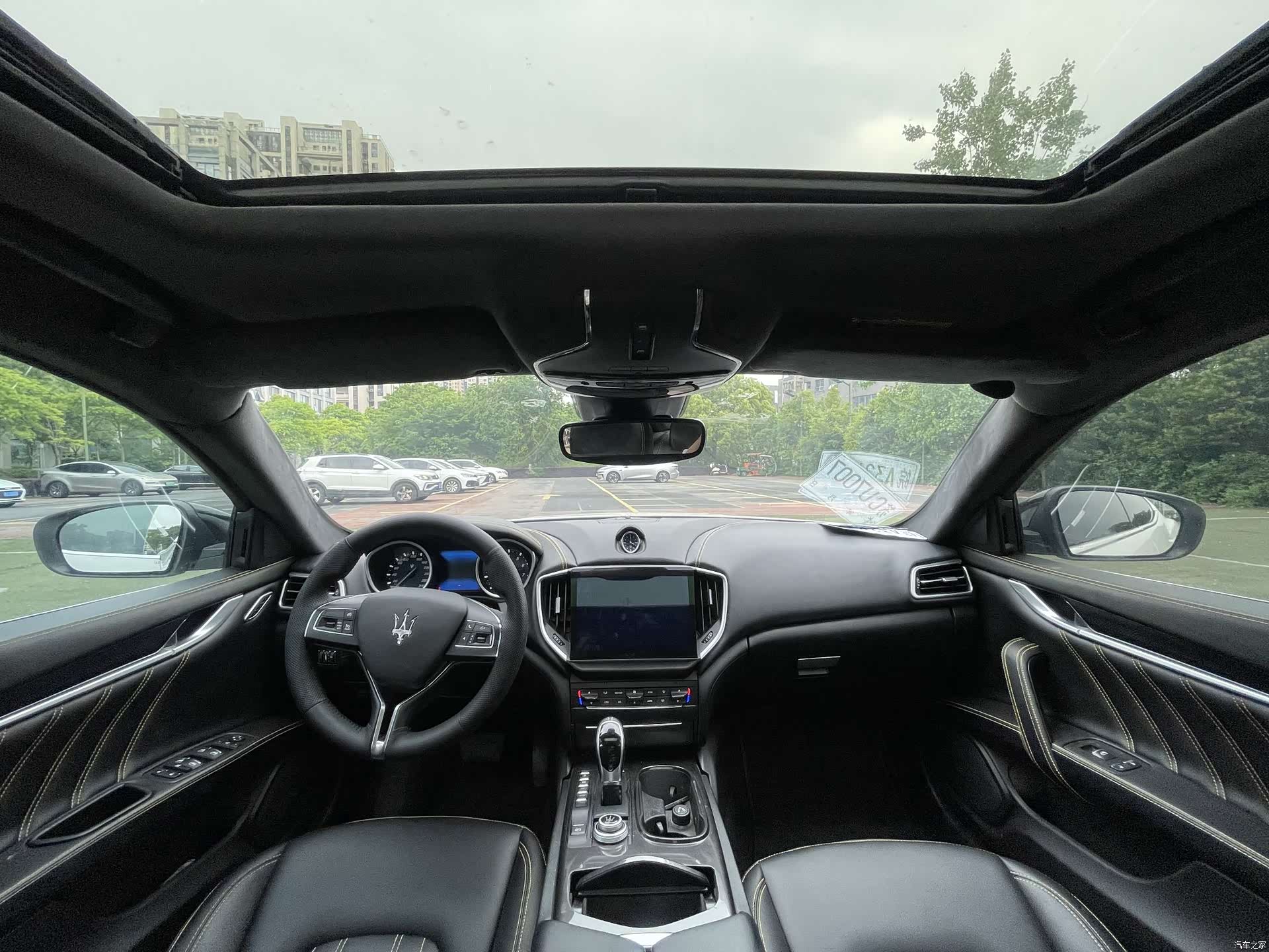 Maserati Ghibli, 2017 4