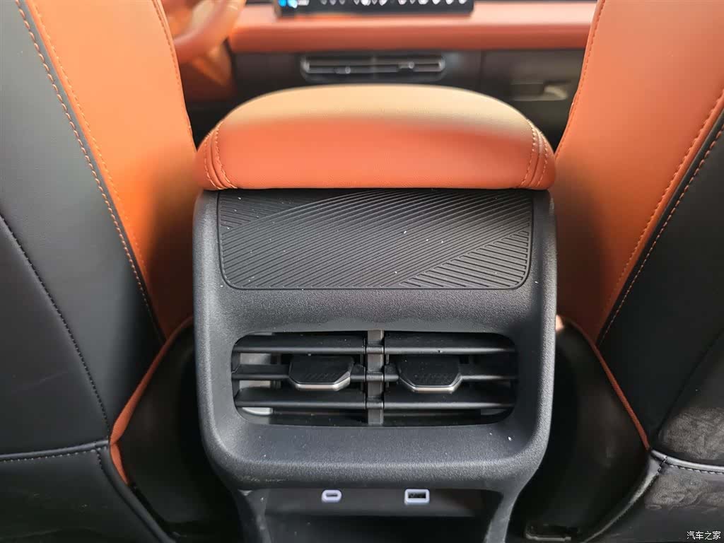 Wuling Starlight, 2025 16
