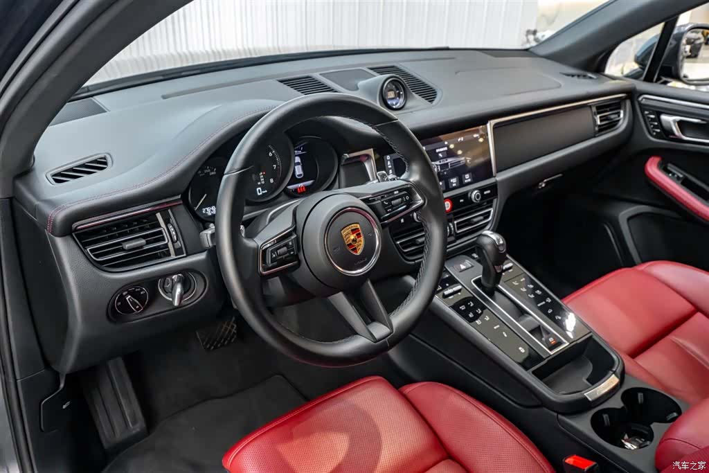 Porsche Macan, 2024 24