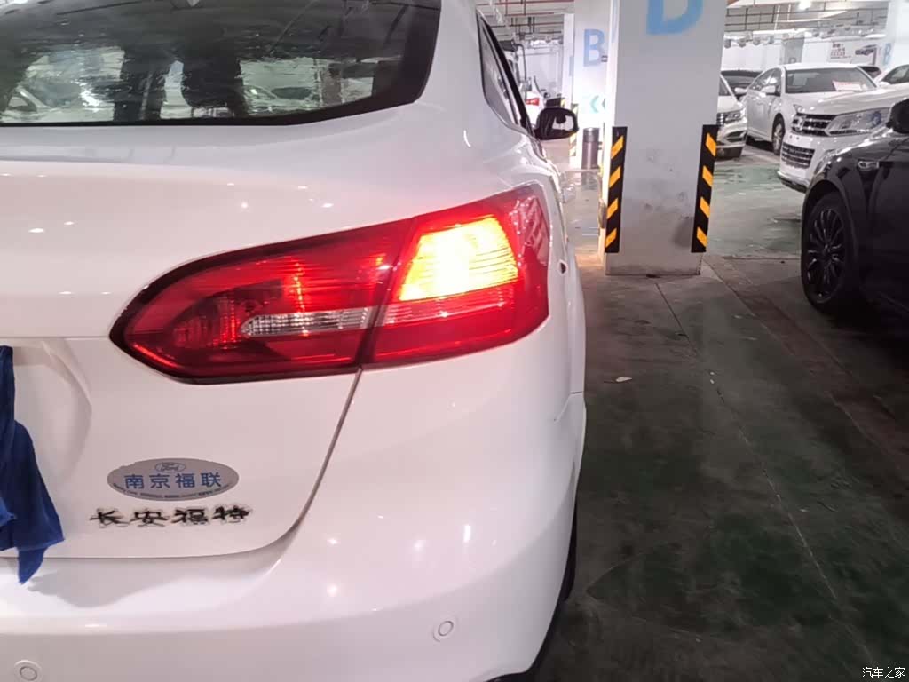 Ford Focus, 2018 8