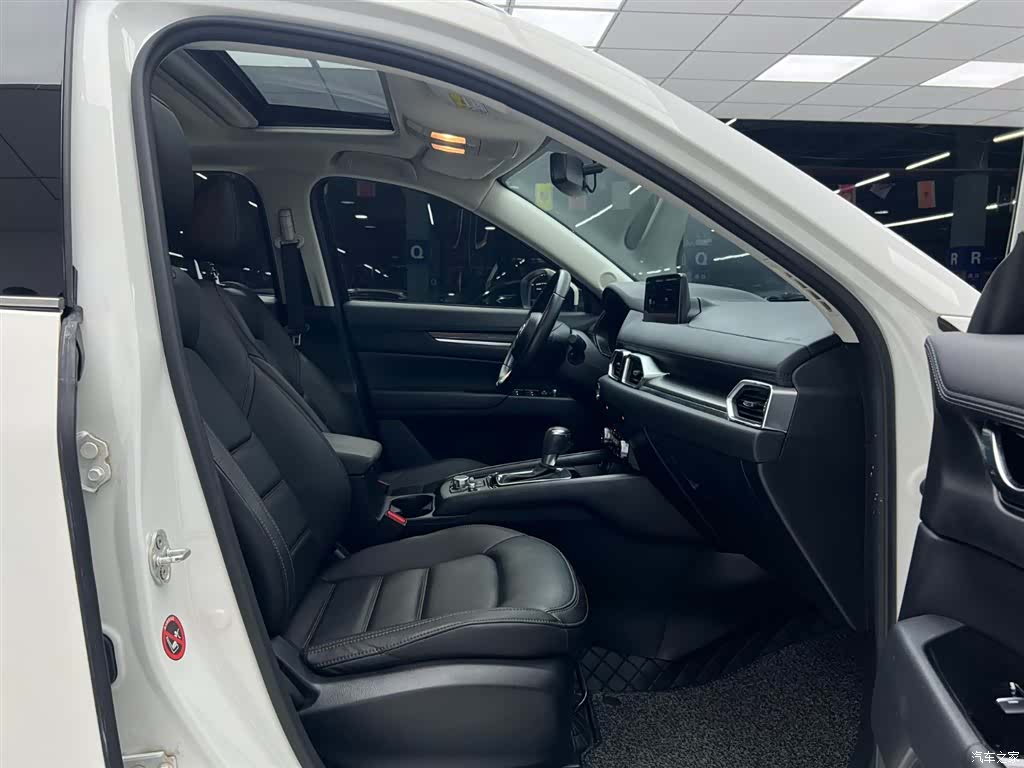 Mazda CX-5, 2022 11