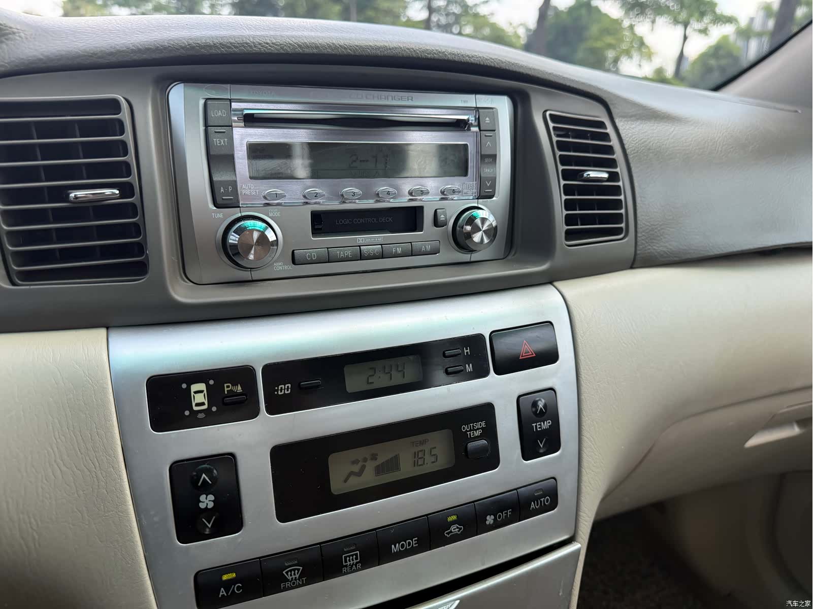 Toyota GLX-i, 2007 17