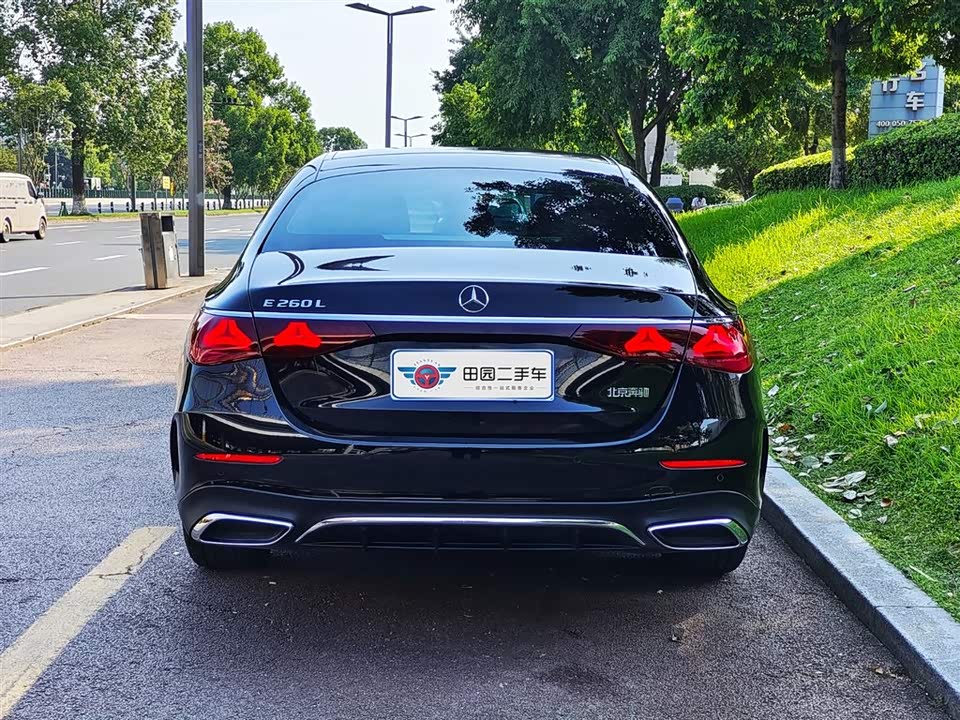 Mercedes-Benz E-class Mercedes-Benz E-class