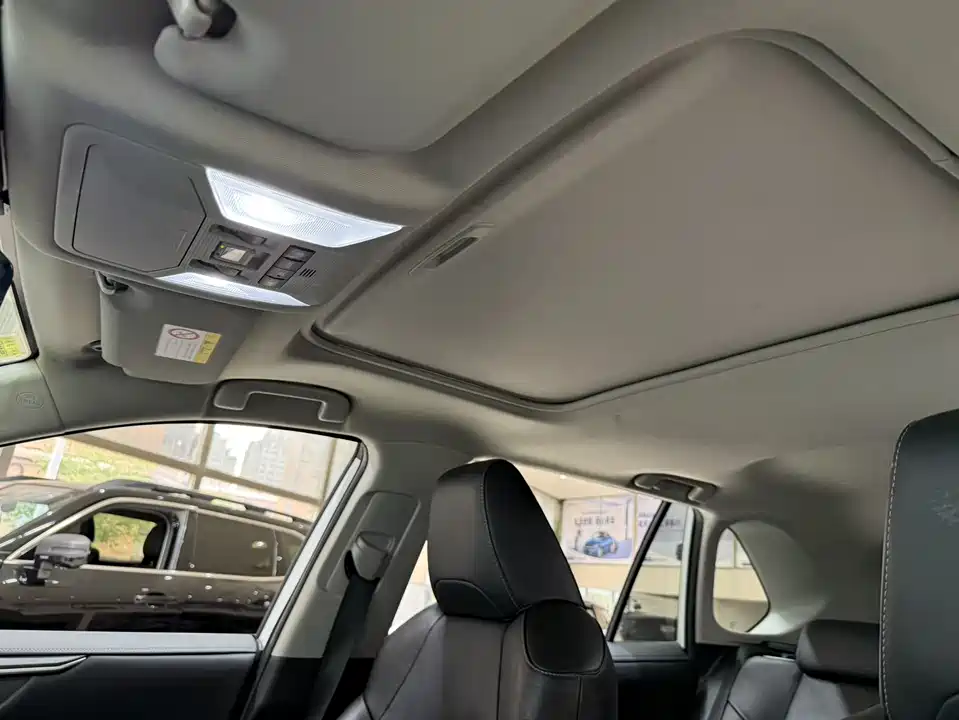 Toyota RAV4 Rongfang