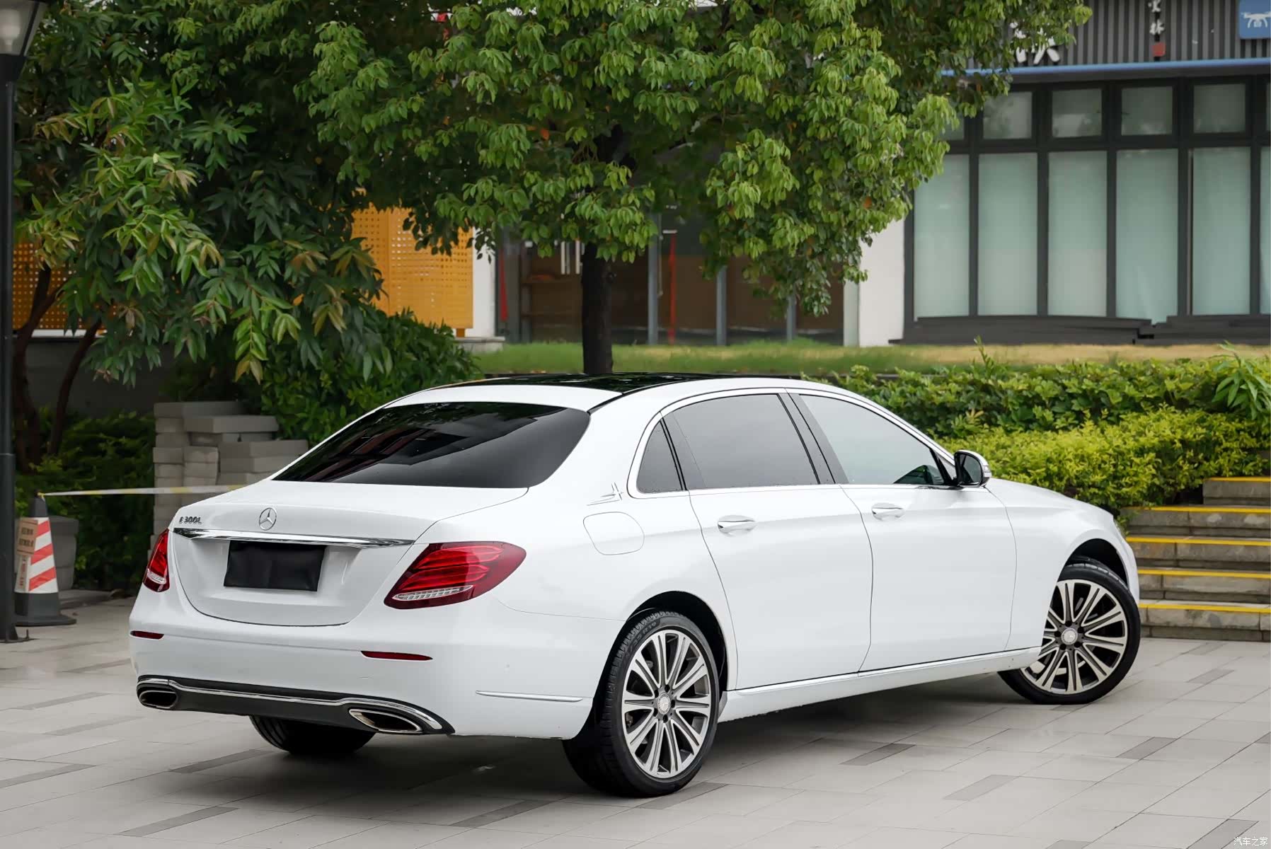Mercedes-Benz E-Class, 2017 6