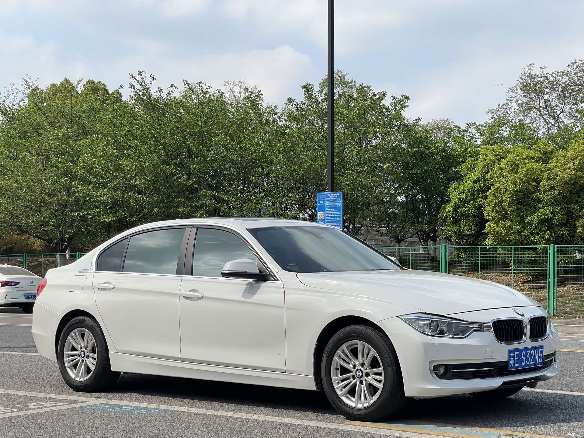 BMW 3 Series, 2014 3