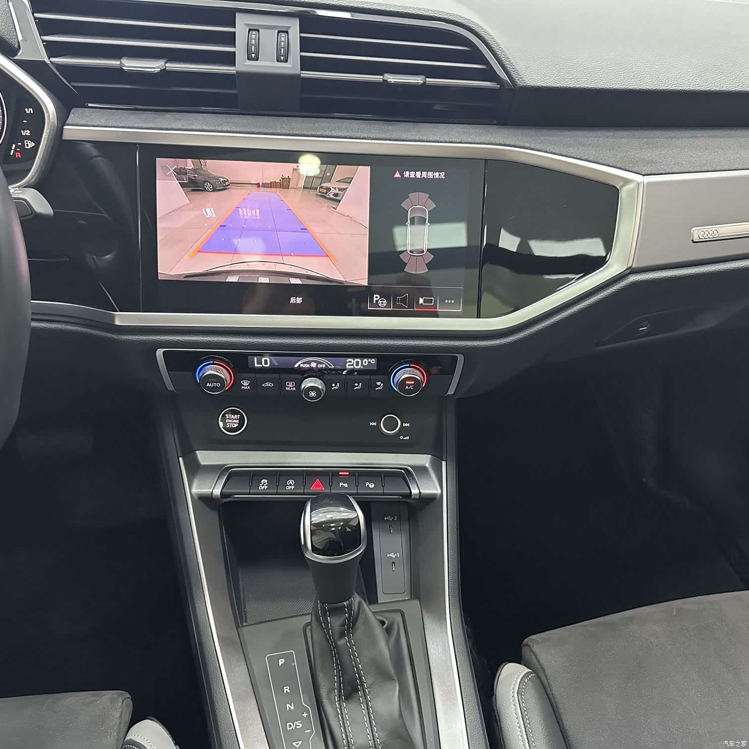 Audi Q3, 2022 14