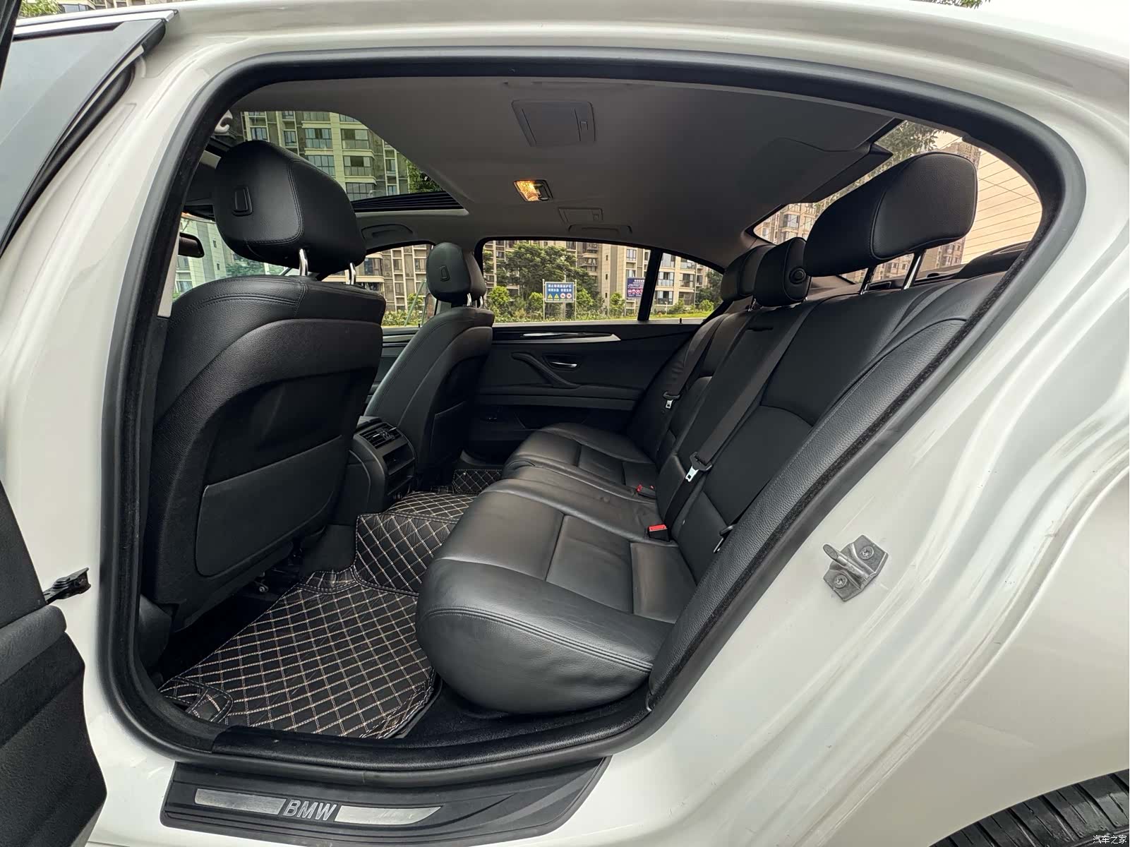 BMW 5 Series, 2016 13