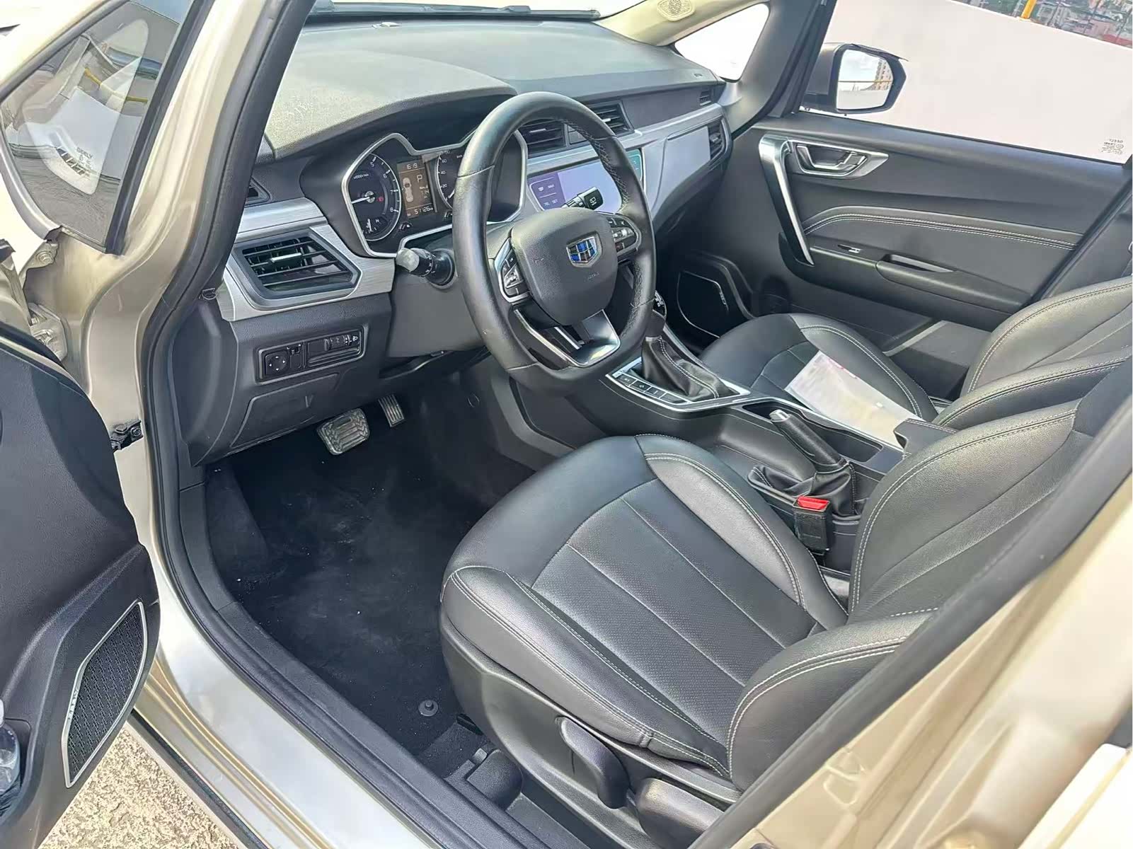 Geely X3, 2019 9