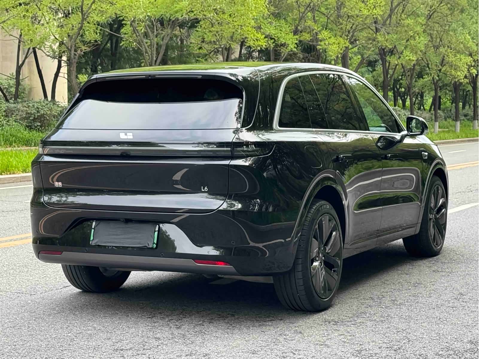 Li Auto L6, 2025 все фото