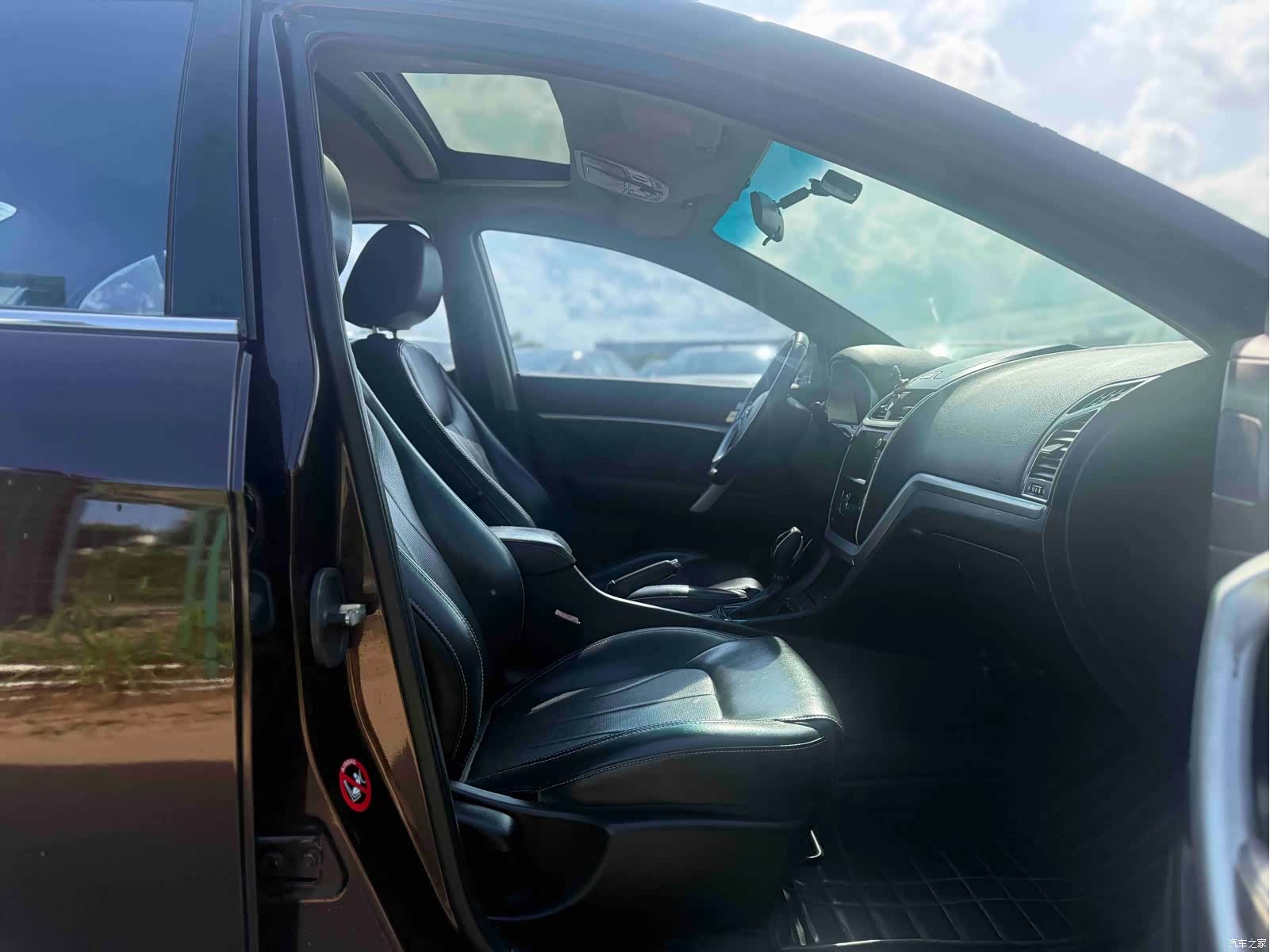 Geely Emgrand, 2015 6
