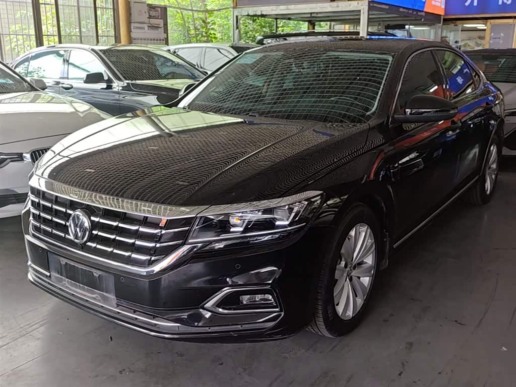 Volkswagen Passat 2019 330TSI Elite V