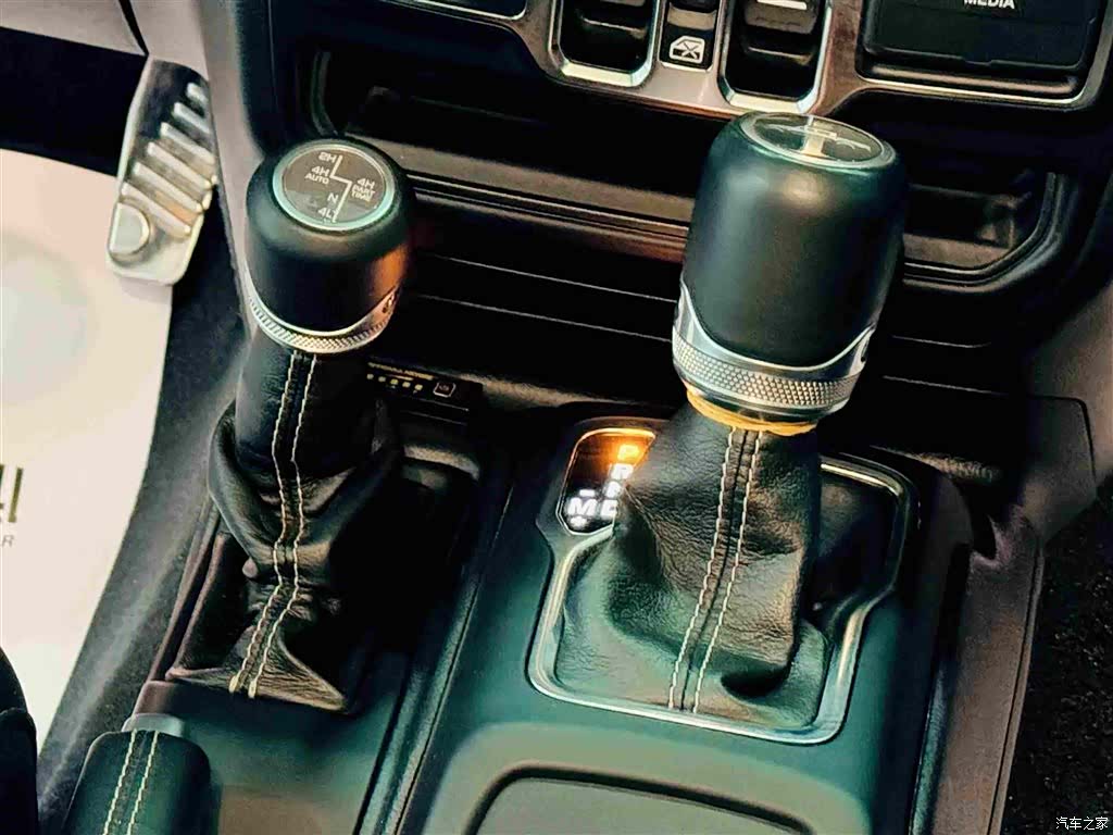 Jeep Gladiator, 2023 12