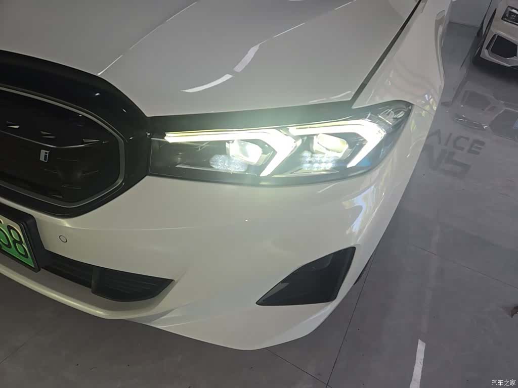 BMW i3, 2024 24