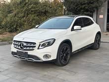 ����GLA 2017�� GLA 220 4MATIC ʱ����