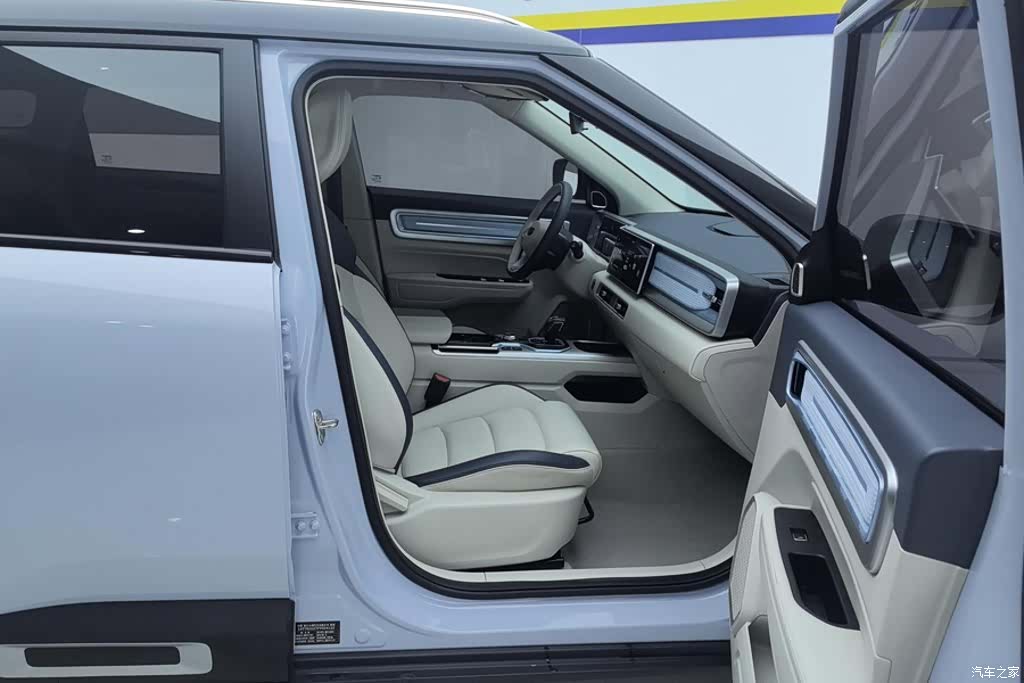 Geely Icon, 2024 8