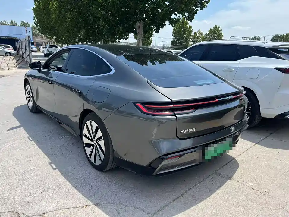 Geely Galaxy Galaxy E8