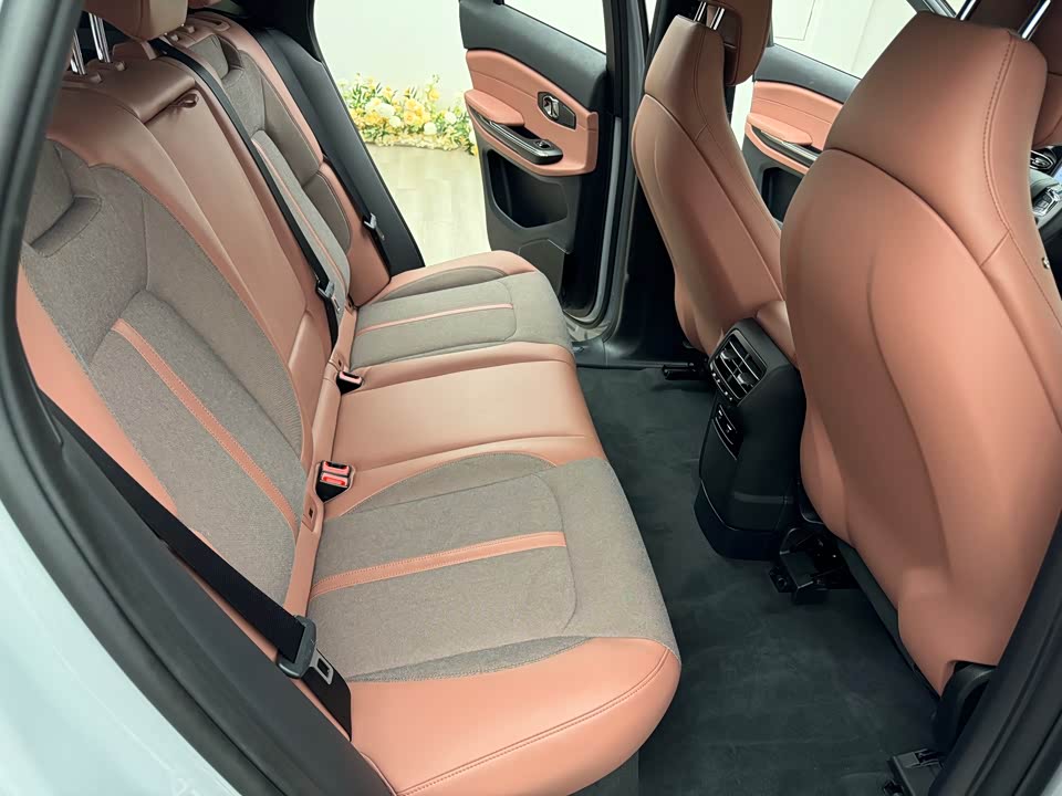 NIO EC6