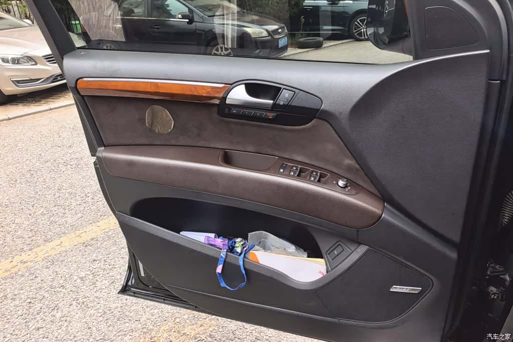 Audi Q7, 2015 7