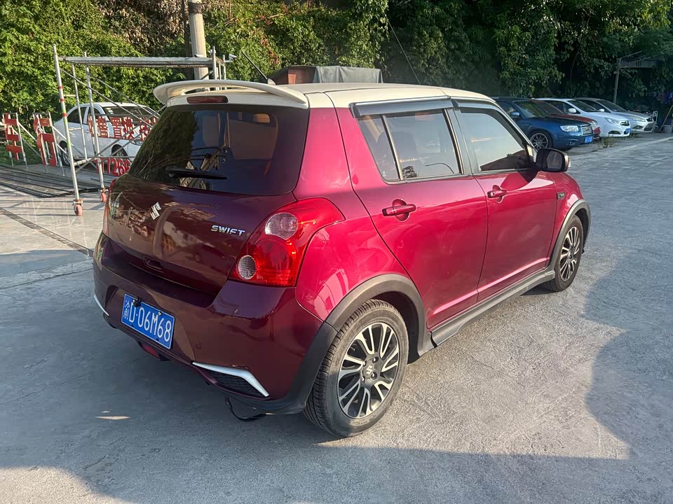 Suzuki Swift Suzuki Swift