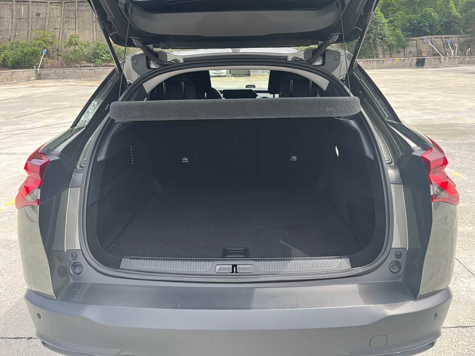 Citroen Versailles C5 X