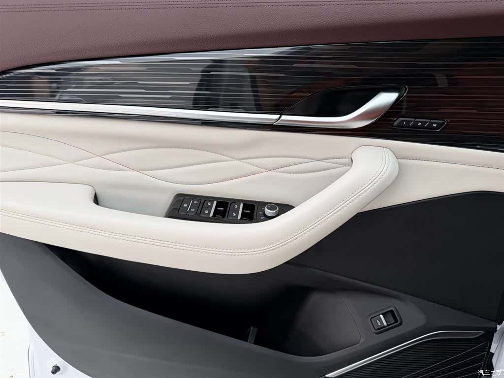 Geely Xingyue L, 2024 21