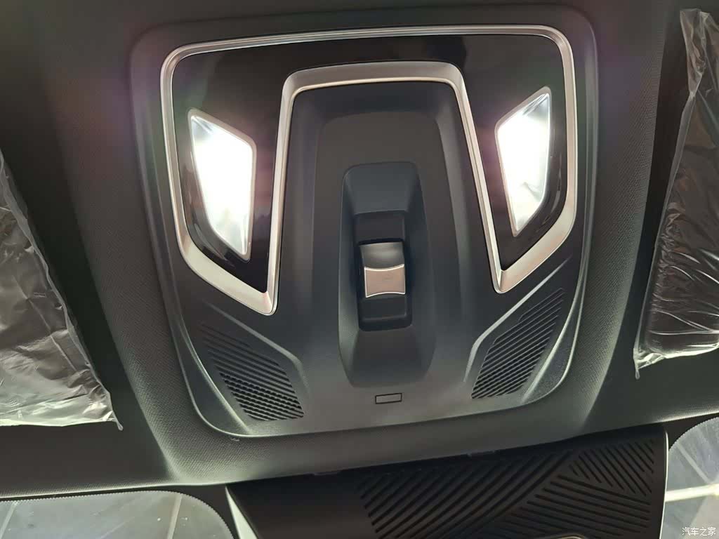 Changan UNI-Z, 2026 14